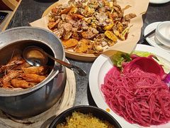 -南海底小海鲜·湘菜(鲁巷吴家湾店)