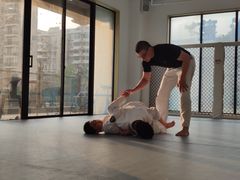 -EFL巴西柔术·综合格斗·泰拳·少儿体能训练(虹桥德必馆)