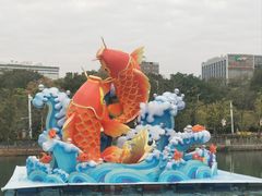 -越秀山游泳场