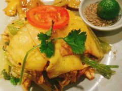 -大头虾越式风味餐厅(光明广场店)