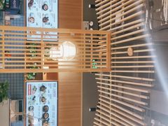 -万和春排骨砂锅米饭(新业广场店)