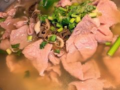 跷脚牛肉小锅-肖四女乐山跷脚牛肉(世博源店)