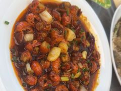 -肥肥虾庄·金牌油焖大虾(东湖欢乐谷店)