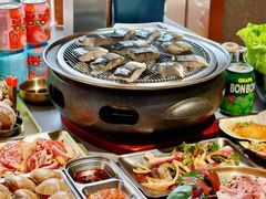 -围炉肉舍•炭烤活鳗•丹东海鲜烤肉(步行街店)