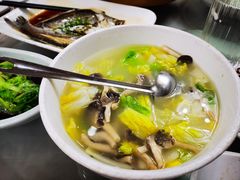 -皇饭儿餐饮管理有限公司(赞成大厦店)