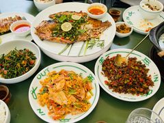 -一坐一忘云南菜(嘉里中心店)