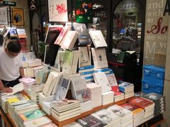 -西西弗书店&矢量咖啡(壹方购物中心店)
