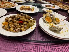 -四海一家自助餐(益田假日广场店)