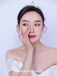 -纪梵希旅拍婚纱摄影(大连总店)
