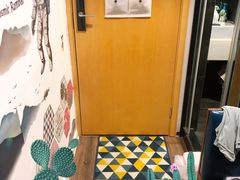 -魔方公寓青年社区(恒丰路店)