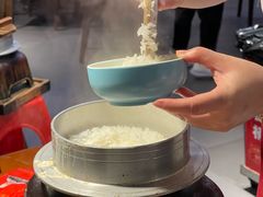 特色锅蒸米饭-魏铭鱼头捞饭(晋阳路店)