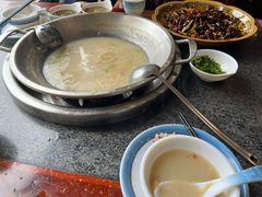 -老来福·非遗酸汤兔(凯旋路店)