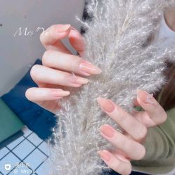 -Pink You美甲洗眉纹绣定制中心