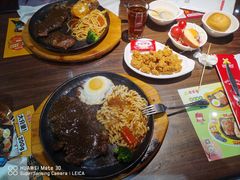 -豪享来牛排(人民店)