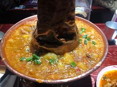 土司铜锅油焖鸡-浩海火烧云傣家菜(京广店)