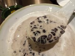 椰浆黑糯米-一口小满手作糯米糍(北山店)