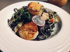 -Oasis Bar & Grill