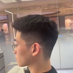 -PE SALON