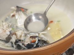 鱼头汤-宝荣鱼馆·临湖之宴(千岛湖店)