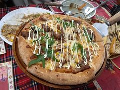 -Dragon Pizza•圆脸龙披萨·牛排餐厅
