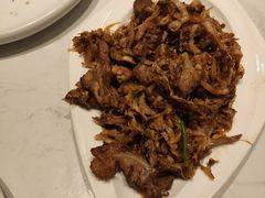 月牙骨炒酸菜-北李妈妈菜·海肠捞饭(高新万达店)