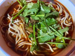 -岳四孃老面馆(四川师范大学狮子山校区桂苑店)