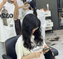 -藤野造型烫发染发