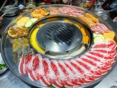 -哈哈碳都·牛肋条无限自助烤肉(台江万达店)