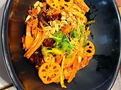 -醉人椒麻辣香锅(王府井喜悦店)