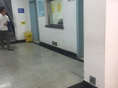 -兔途体检(十里堡青年路店)