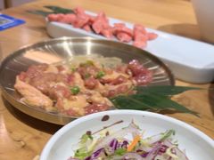 -青瓦餐厅·生鱼片·韩园烤肉(西塔店)