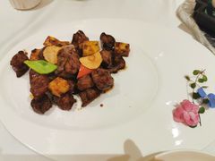 -御花园酒店(希尔顿店)