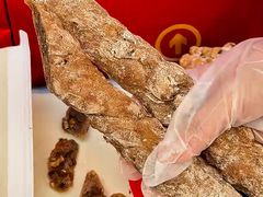 -HOT CRUSH趁热集合·现烤面包(上海环球港店)
