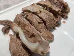 手抓羊排-清真·胖妈妈手抓餐厅(定西路长城宾馆店)