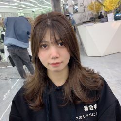 -COMO SALON 烫染可茉发型