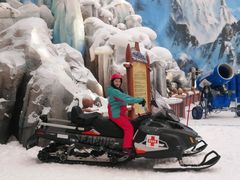 -长沙湘江冰雪世界