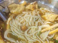 -柳州肥姨妈大骨螺蛳粉(沙河店)