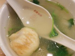 -佬钱湾仔(衣裳街店)