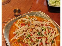 -三叔特色自贡菜(中海国际店)