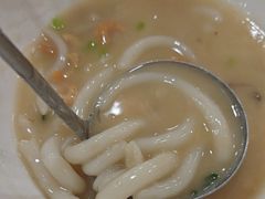 -鹏城人家海鲜酒家·23年老字号(较场尾店)