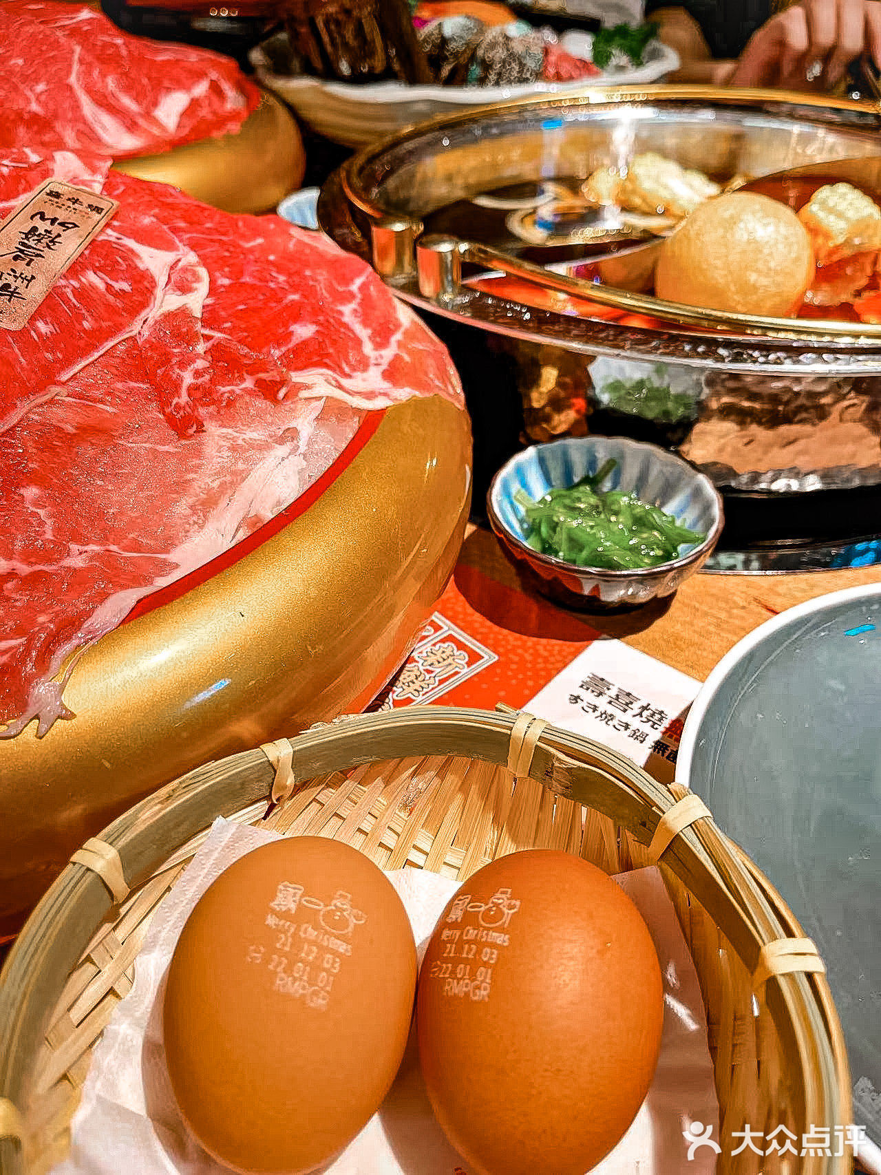 快来喜牛锅🐂品尝暖暖的寿喜锅呀‼️