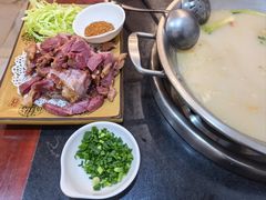 -老来福·非遗酸汤兔(凯旋路店)