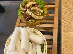 竹荪-菌海森林·非遗野生菌火锅(西山区滇池路摩根道店)