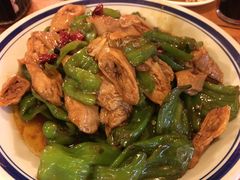 -闯关东东北农家菜(崂山石老人店)