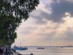 -人民防洪胜利纪念塔