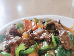 -歹歹的加个面过油肉拌面
