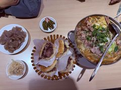 -闫家驴肉老店(华电一校店)