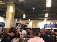 大堂-肖肖酸萝卜鱼火锅(总店)