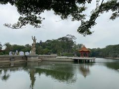 -广州莲花山旅游区