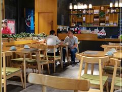 大堂-伊喜饺子·烤鸭(五道口学院路店)